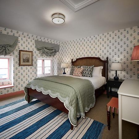 Townhouse Suites- Abbey Row Malmesbury Εξωτερικό φωτογραφία