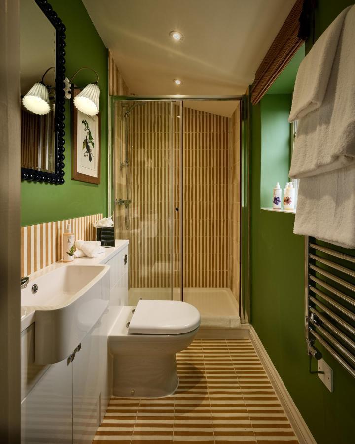 Townhouse Suites- Abbey Row Malmesbury Εξωτερικό φωτογραφία