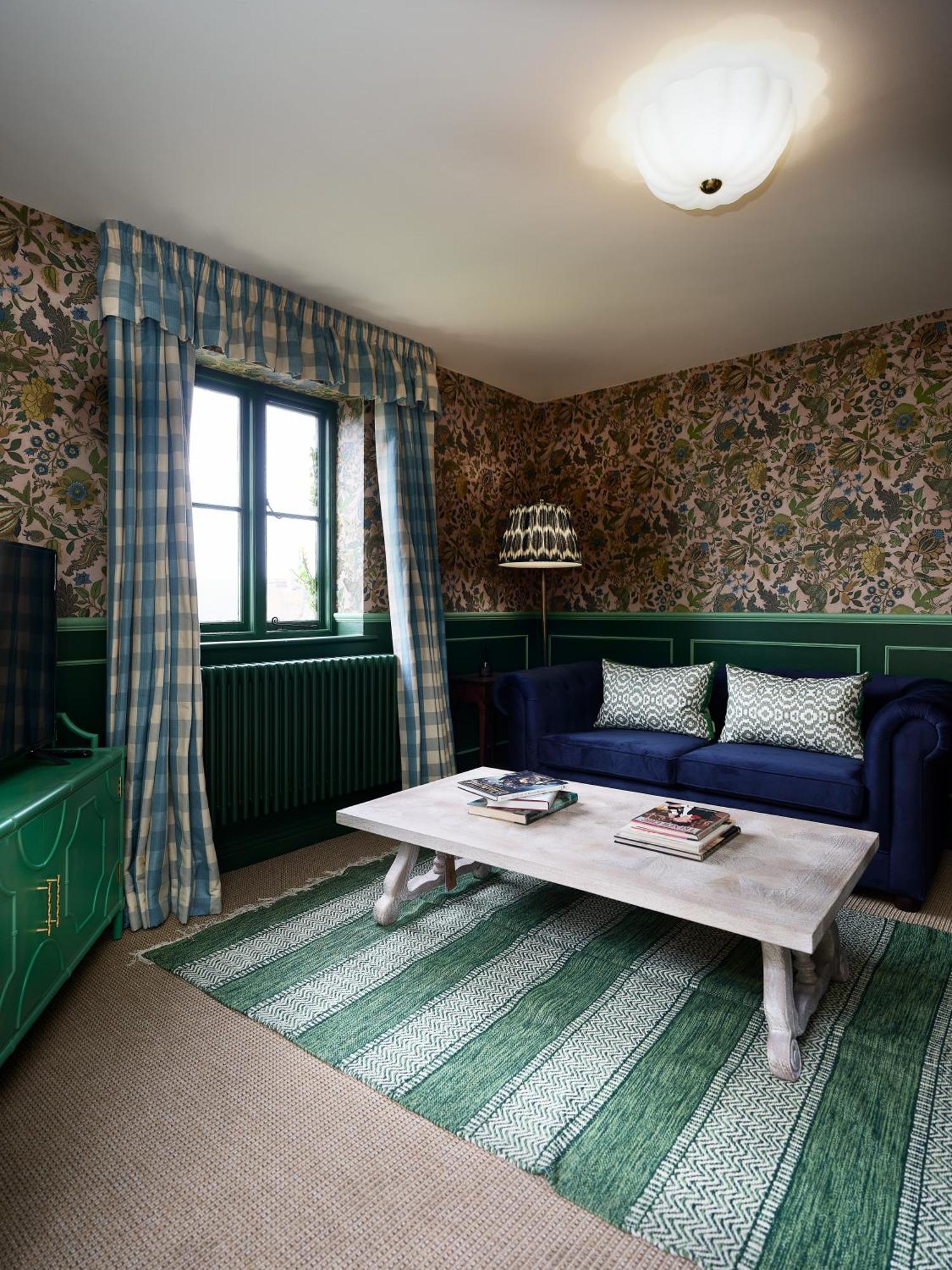 Townhouse Suites- Abbey Row Malmesbury Εξωτερικό φωτογραφία